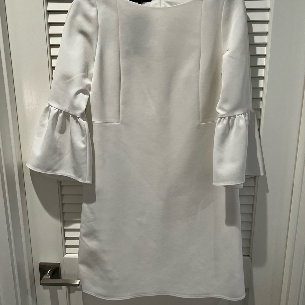 Lafayette 148 Elegant white dress